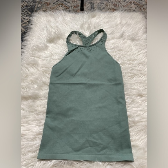 Free People Racer Back Laser cut Tank - Picture 2 of 4